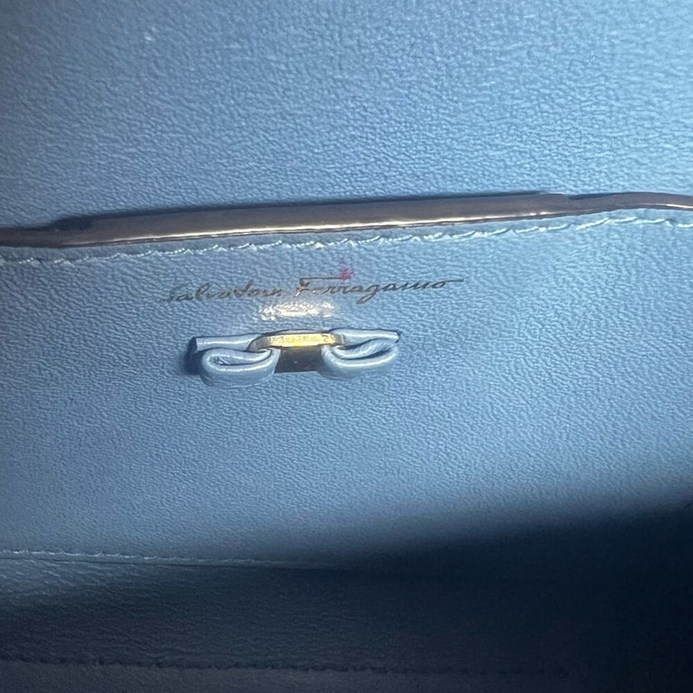 Salvatore Ferragamo Vara Bow Crossbody - Picture 10 of 14